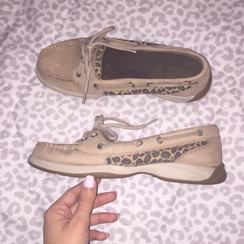Tan Cheetah Sperrys